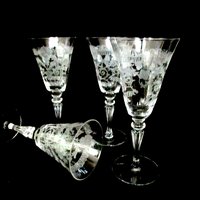 Tiffin Capri Wine Glasses Water Goblets, Set of 4, Tiffin Passion Flower, Tiffin Franciscan Etched Stemware, Excellent Condition, 1930s