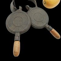 Wagner Cast Iron Waffle Maker, Toy Waffle Iron, Sidney Ohio, Wooden Handle, Wagner Toy Cooking Pans Utensils, Primitive Kitchen Decor