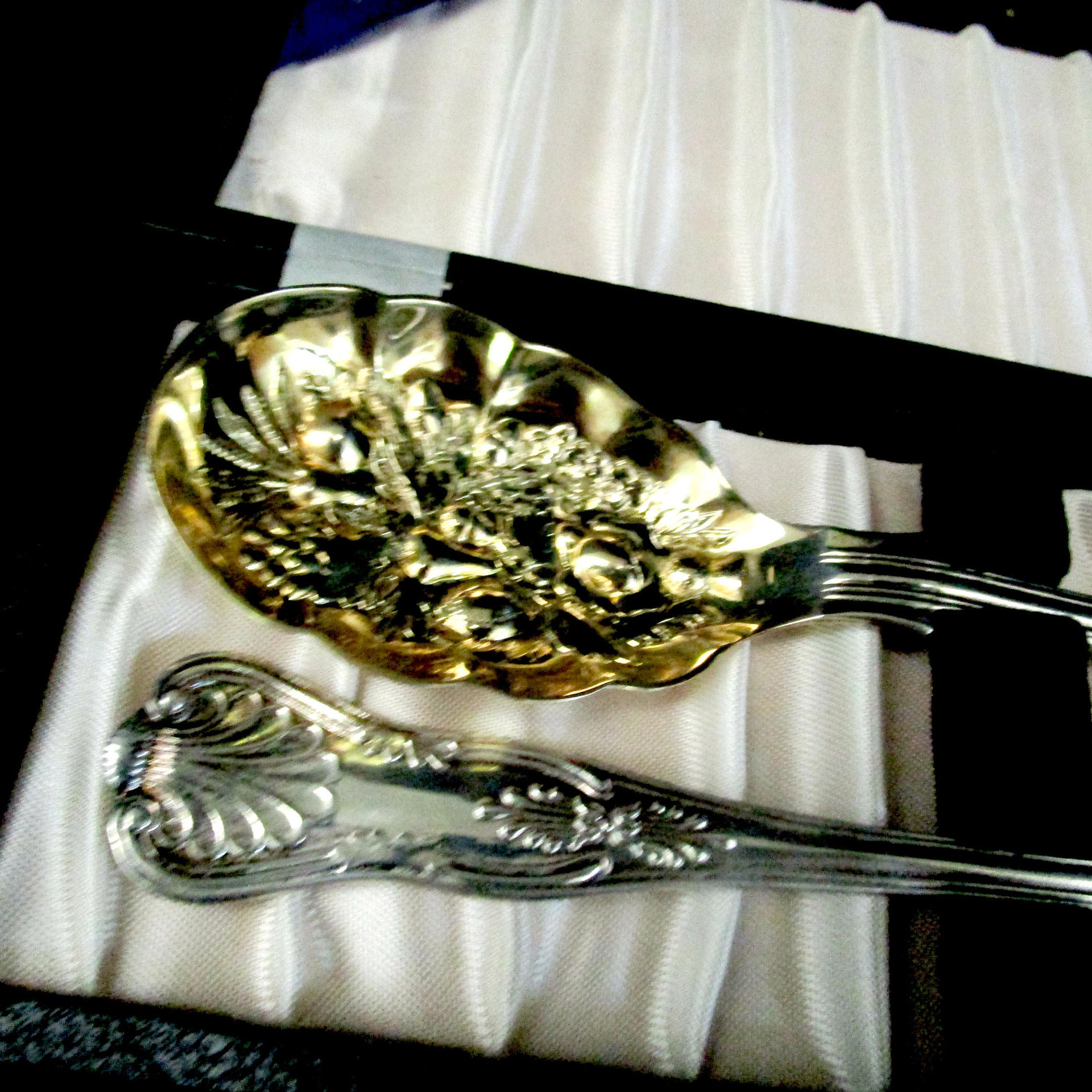 Sheffield Fruit Salad Serving Utensil Set, Deep Repousse, Original Hard Storage Case, Made in England, Mid Century Dining, Make Offer