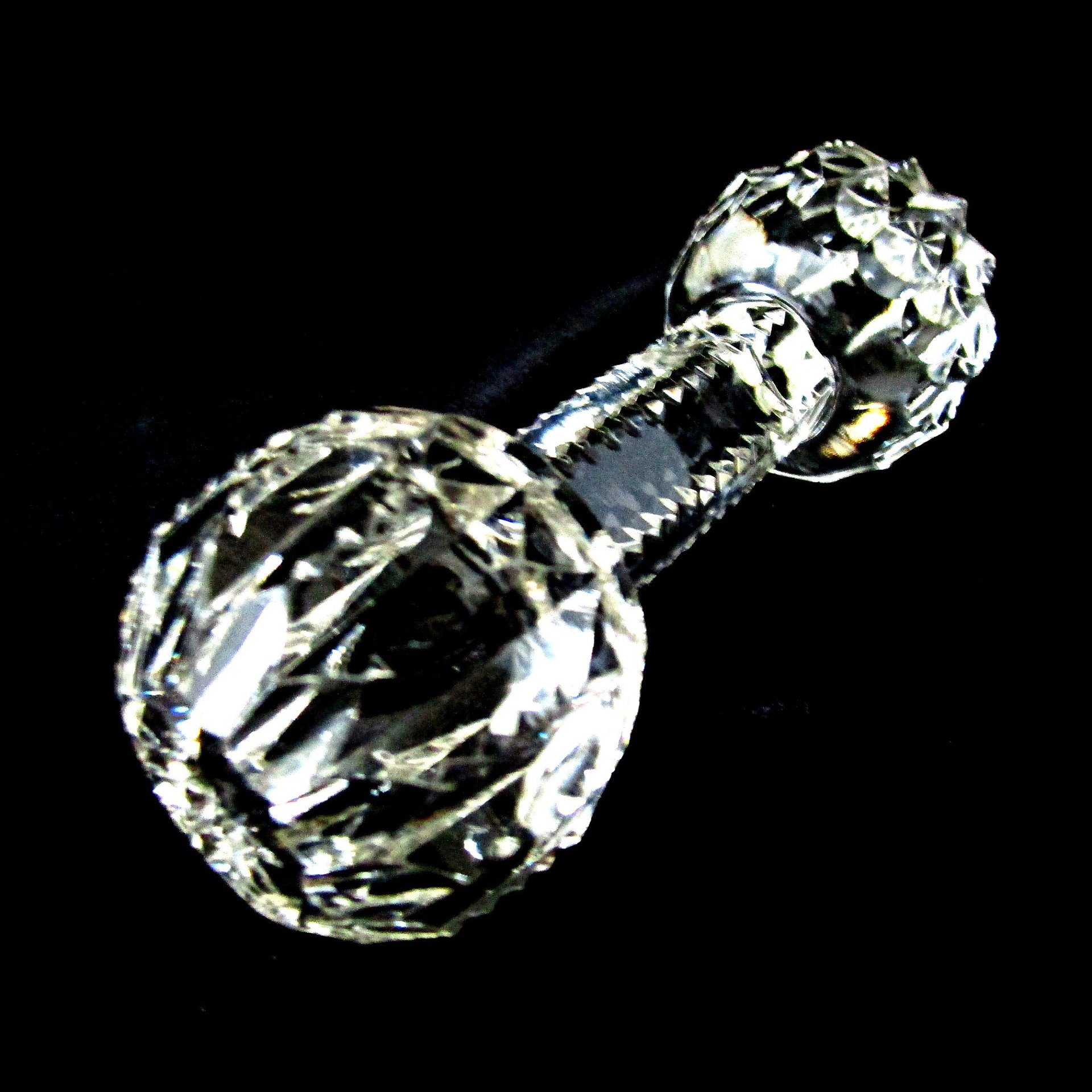 Large Crystal Knife Rest, 5 Inches Wide, Serving Utensil Rest, Crystal Dumbbell, Wedding Cake Knife Rest, Sawtooth Cuts, Excellent Condition