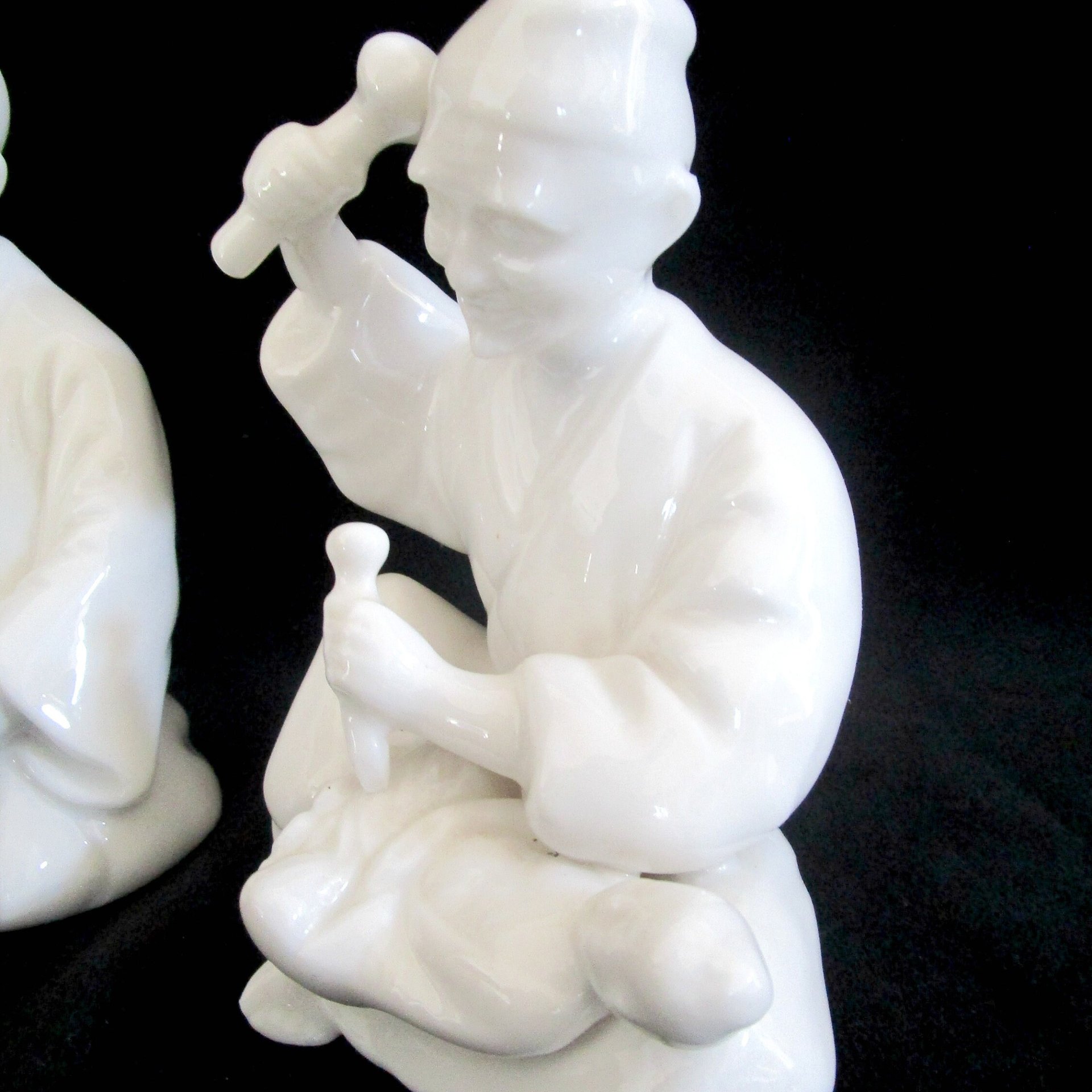 Asian Figurines, Chinese Artists, Woodworkers, Pair of Asian Statues, Wood Carvers, Set of 2