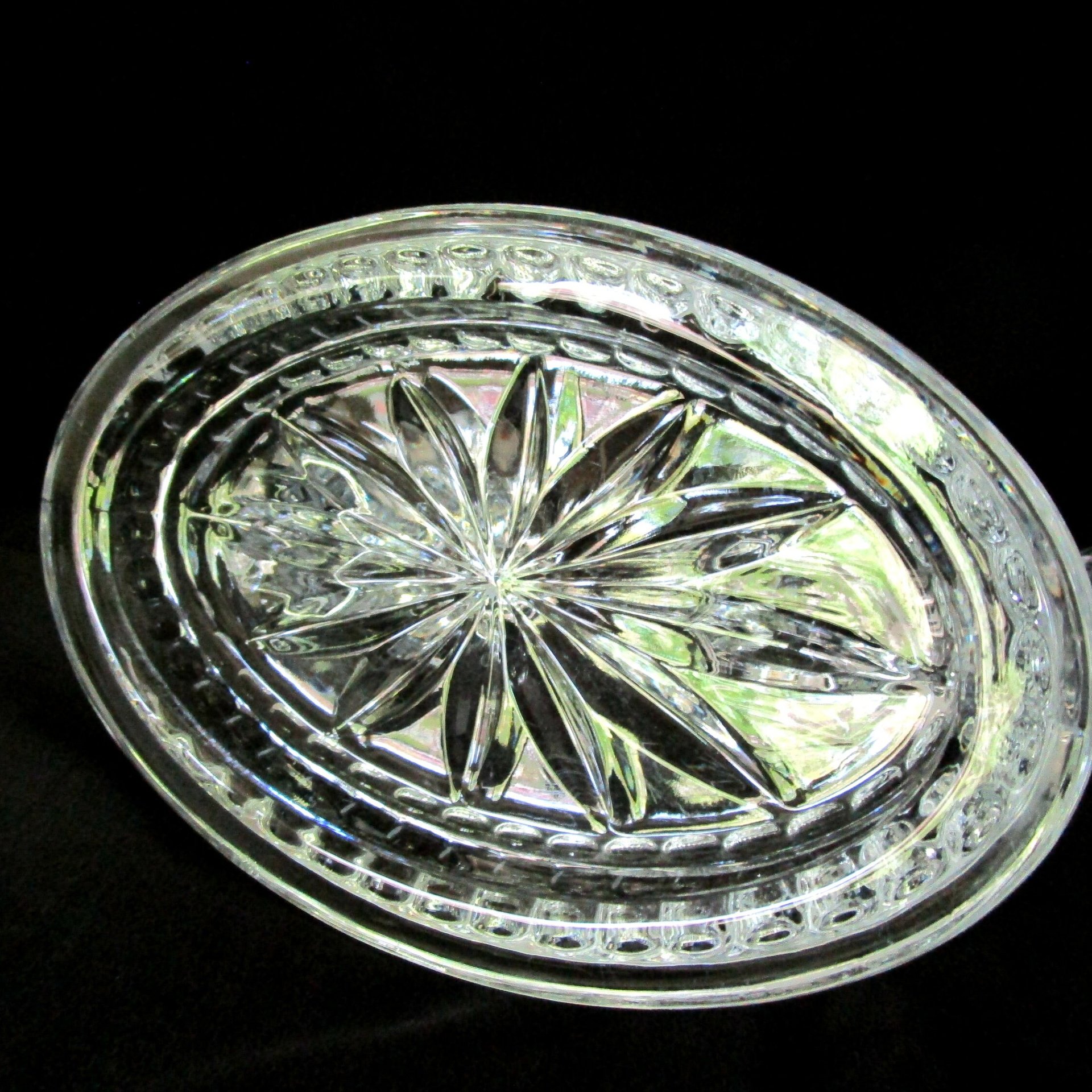 Pair of Art Deco Candle Holders, Double Candle Holders, Formal Table Setting, Center Circle, Oval Base, Victorian Decor