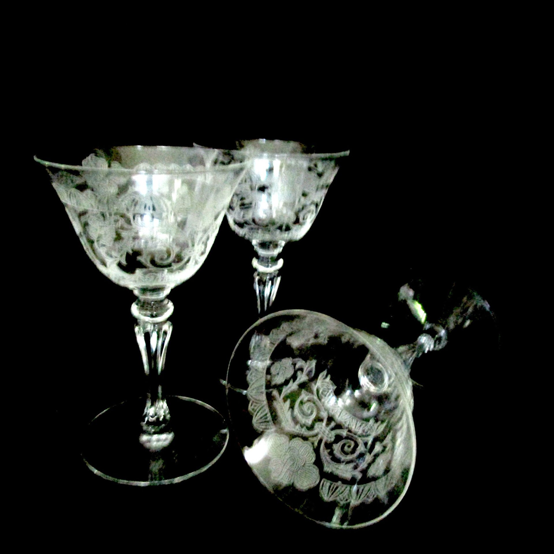 Tiffin Capri Sherry Glasses Cordials Liquors, Tiffin Passion Flower, Set of 3, Tiffin Franciscan Etched Stemware, Excellent Condition