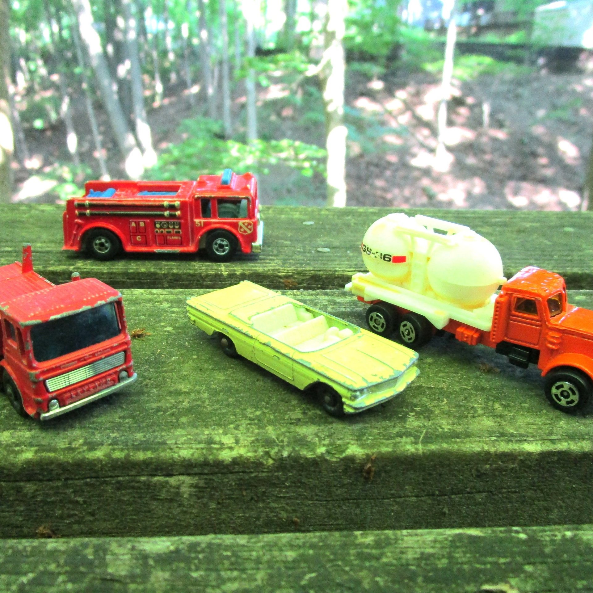 Hot Wheels, Matchbox, Lesney, Set of 4, Toy Cars and Trucks, Pontiac Convertible, Fire Engine, Miniature Collectible Cars Trucks, Make Offer