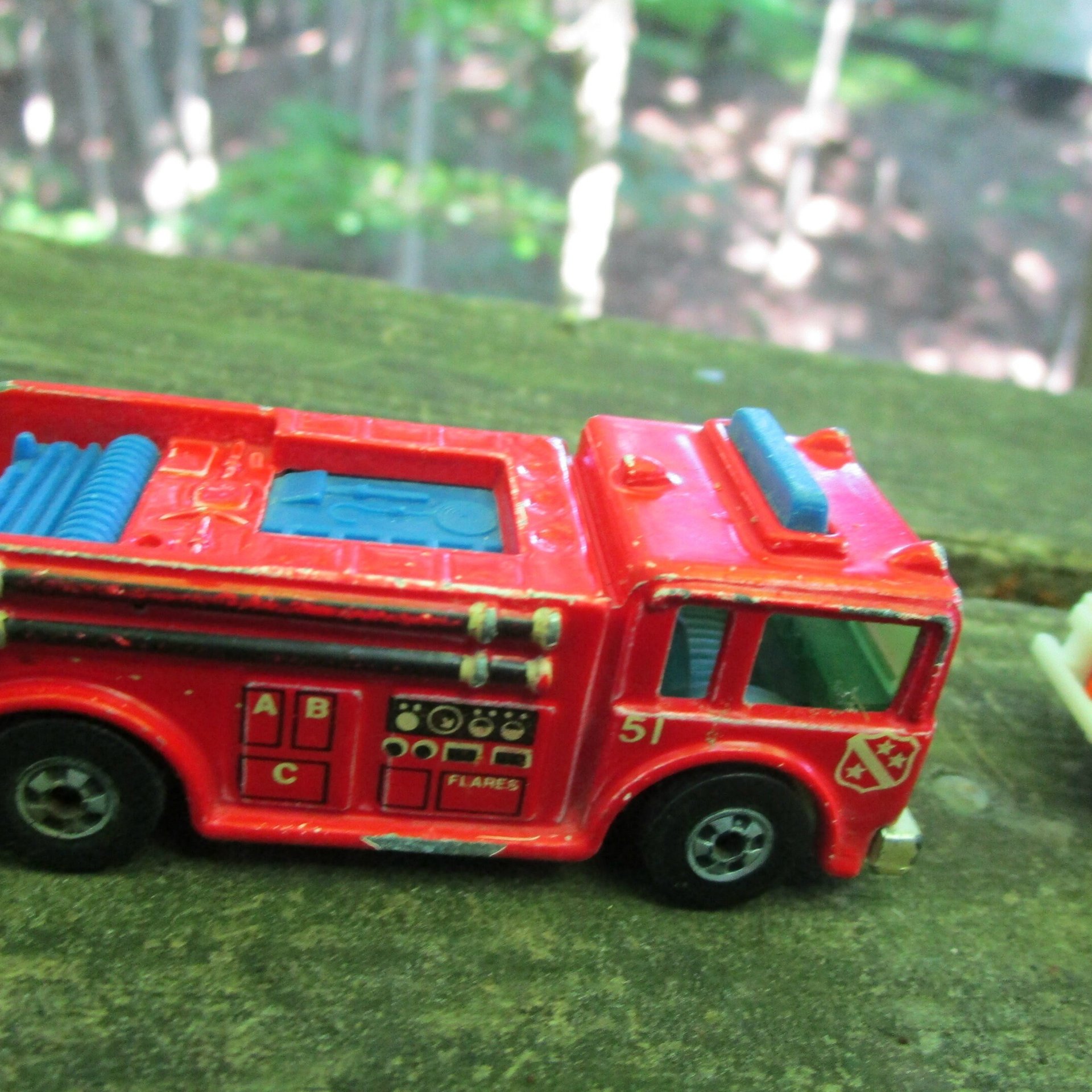 Hot Wheels, Matchbox, Lesney, Set of 4, Toy Cars and Trucks, Pontiac Convertible, Fire Engine, Miniature Collectible Cars Trucks, Make Offer