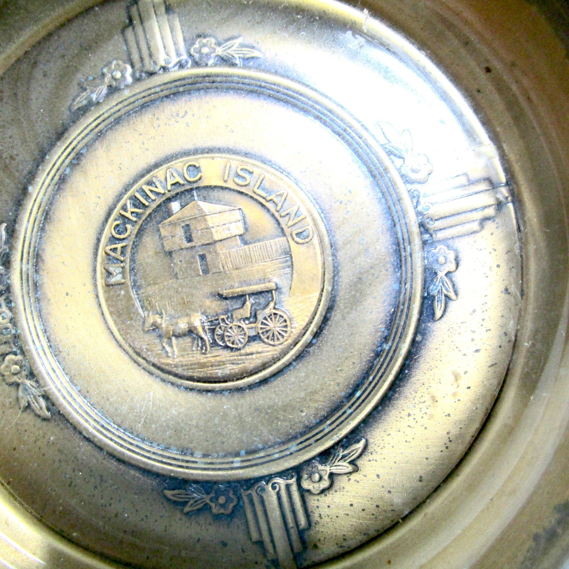 Mackinac Island Souvenir, Pin or Trinket Dish, Cufflink Holder, Jewelry Dish, Bates and Klinke, Attleboro Mass