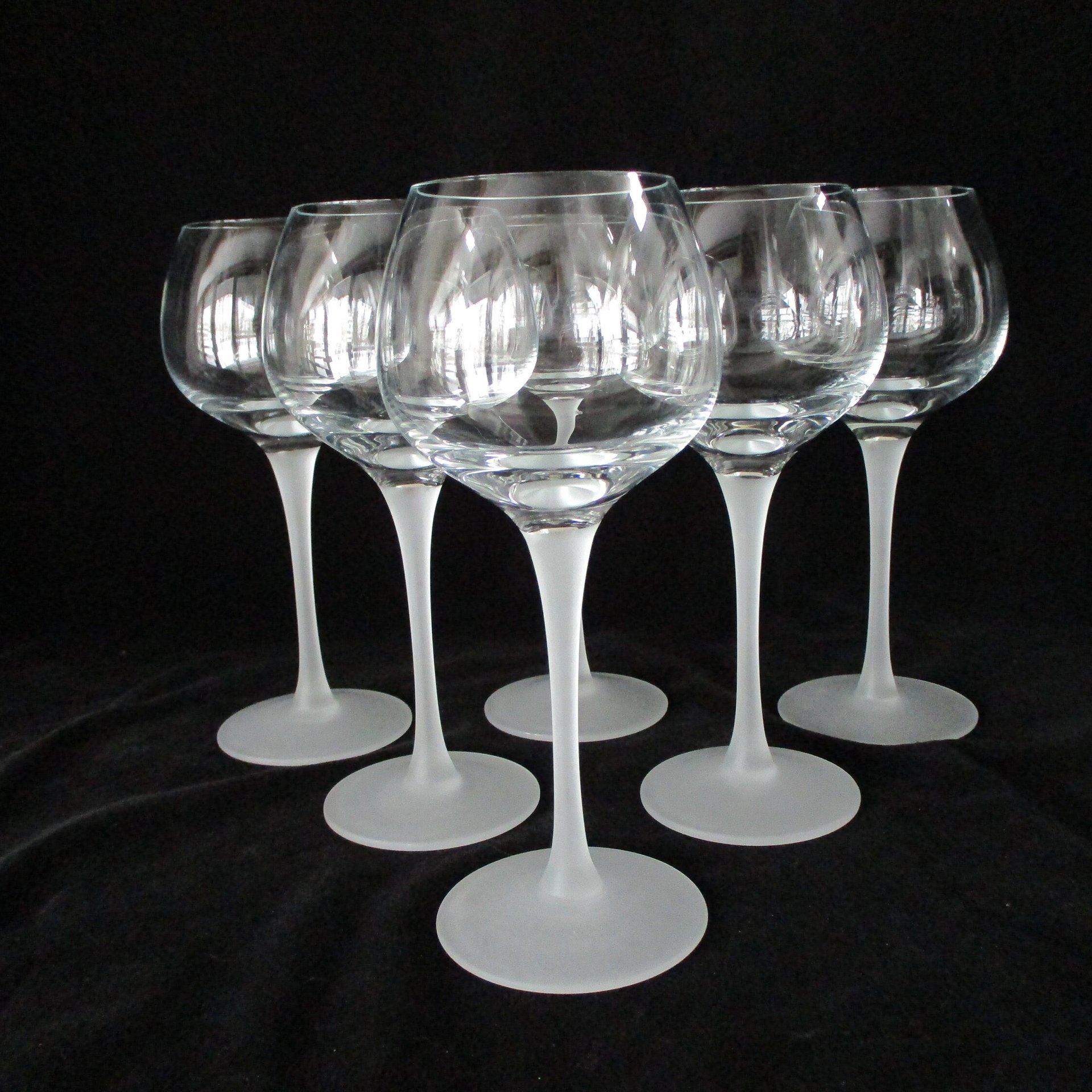 Red Wine Glasses, Set of 6, Wine Tasting, Long Slender, Frosted Stem, Balloon Shaped Bowl, Crystal Wine Glasses with Frosted Stems