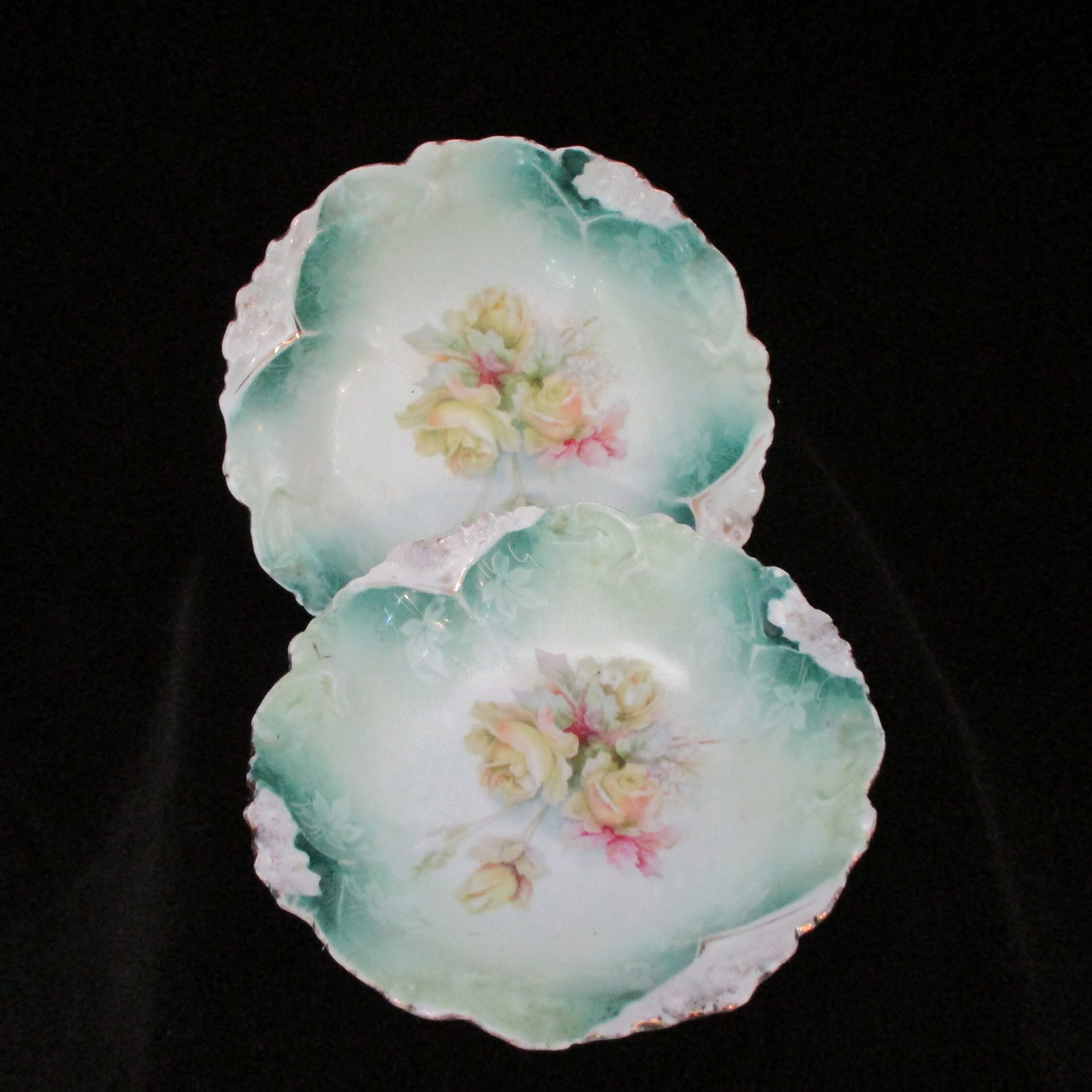 RS Germany, Berry Bowls, Scalloped Embossed Edges, Authentic RS Germany, Green and White with Floral Centers, Set of 2