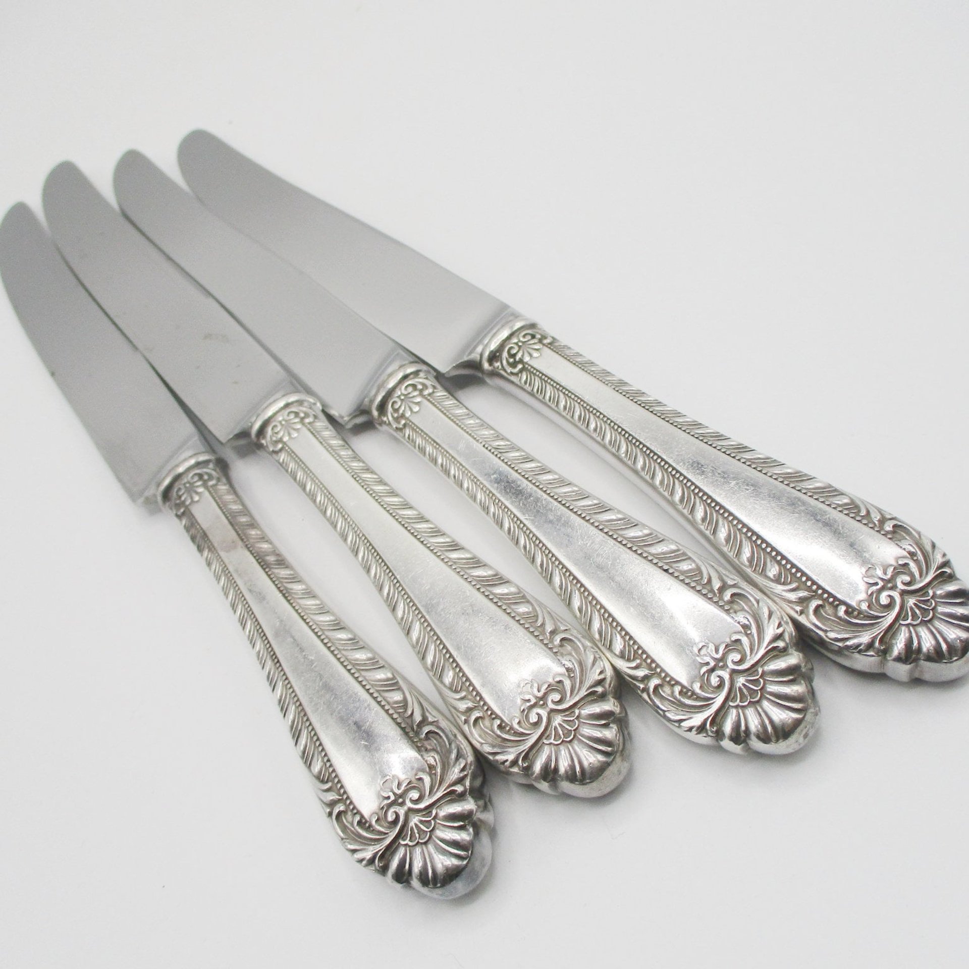 Reed and Barton Old London, Silver Plate, 5pc Place Settings, Replacement Pieces, Silverware, Forks, Knives, Teaspoons, 1930s