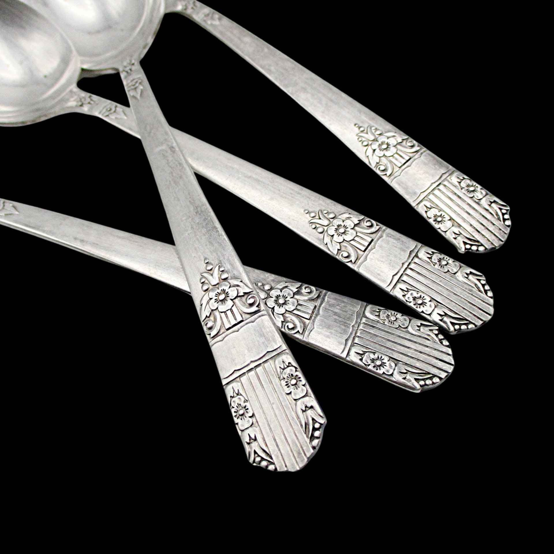 Wm Rogers Silver Plate Tablespoons, Art Deco, Unknown Pattern, Set of 4