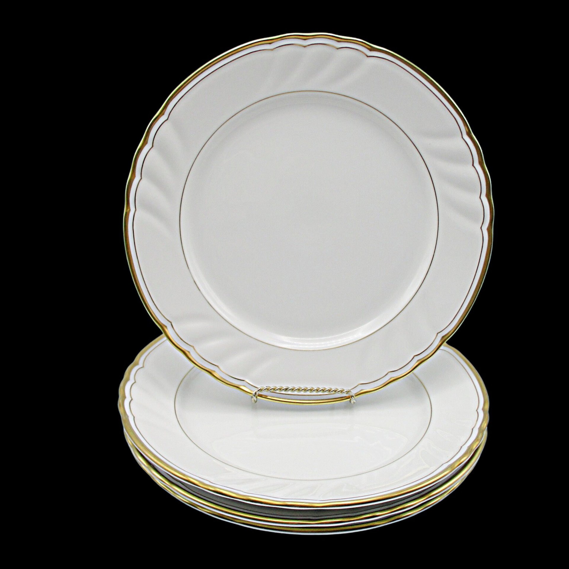 Fitz and Floyd, Orleans Blanc, Dinner Plates, Set of 4, White with Gold Trim, Scalloped Rims, Wedding Gift or Replacement Pieces, Exc Cond