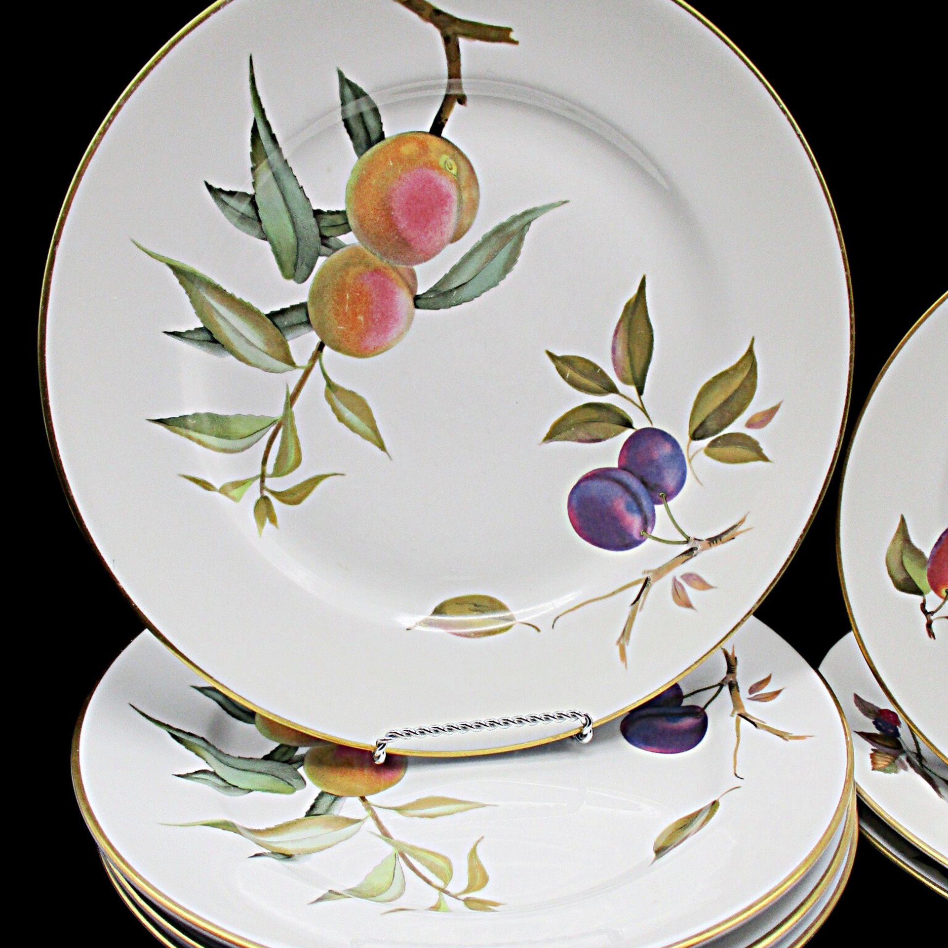 Royal Worcester Evesham Gold Plates, Your Choice, Dinner or Salad Plates, Gold Rims, Beautiful Condition