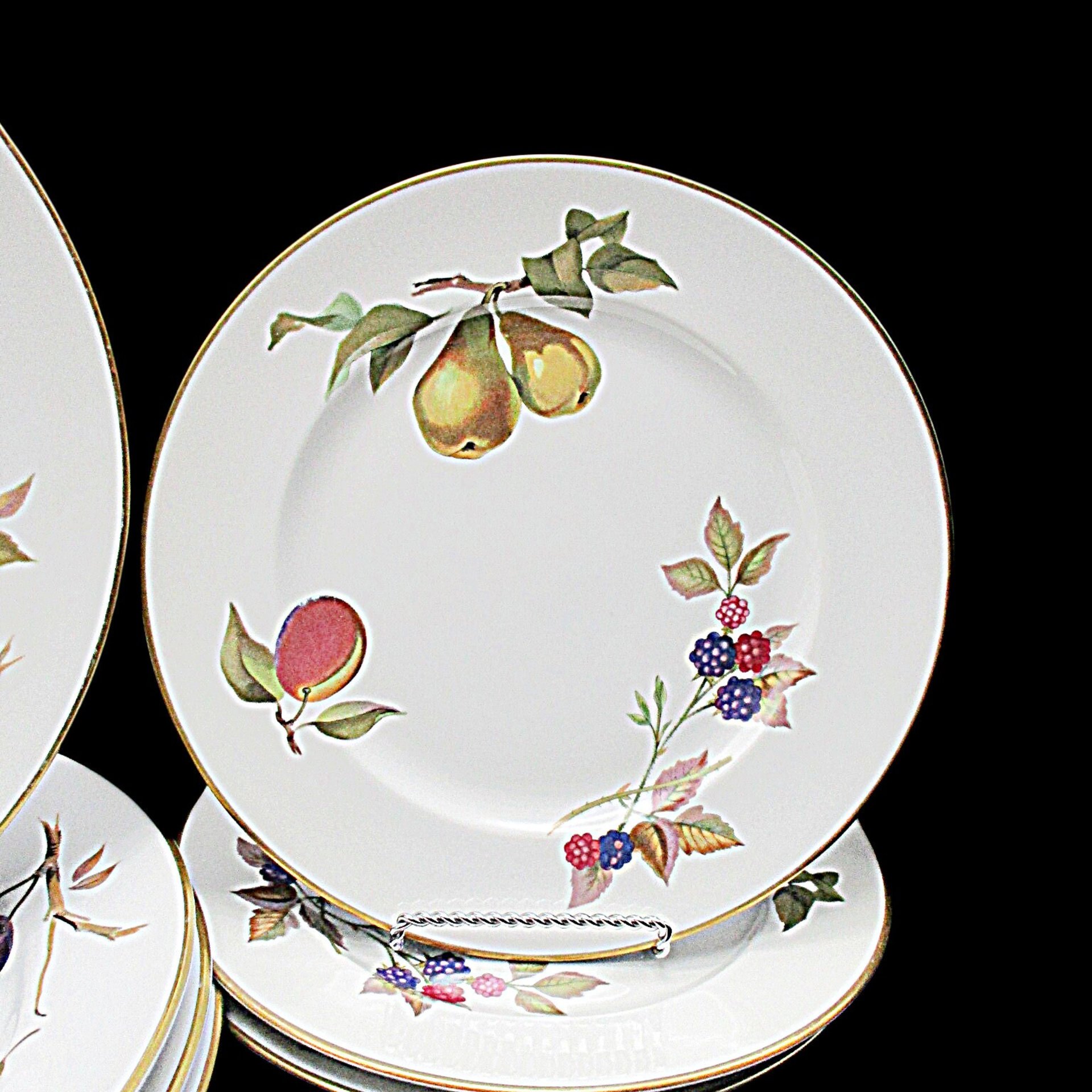 Royal Worcester Evesham Gold Plates, Your Choice, Dinner or Salad Plates, Gold Rims, Beautiful Condition
