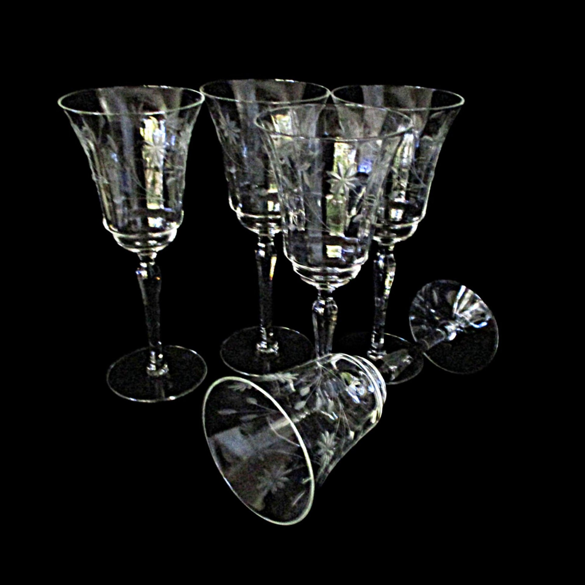 Mid Century Wine Glasses Etched Florals, 1960s, Set of 5, Highly Reflective, Excellent Condition