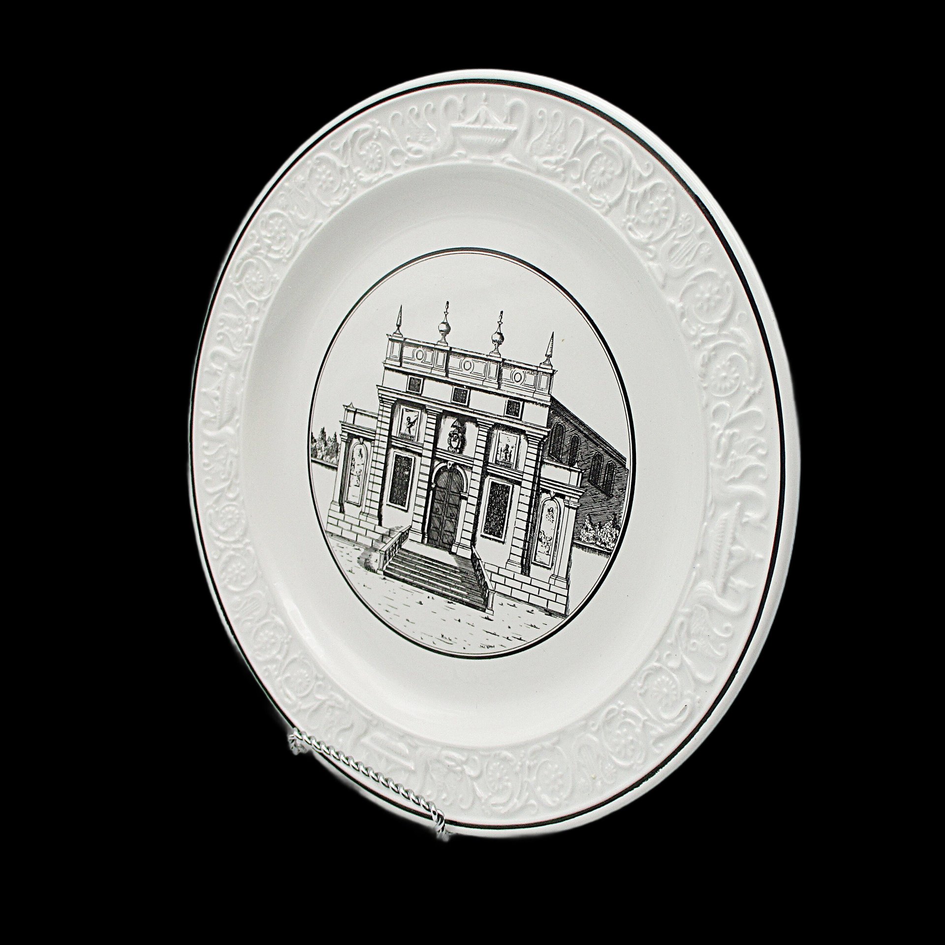 Mottahedeh Dinner Plate, Neoclassical Architectural Building, 10 Inch, Black on White, Made in Italy