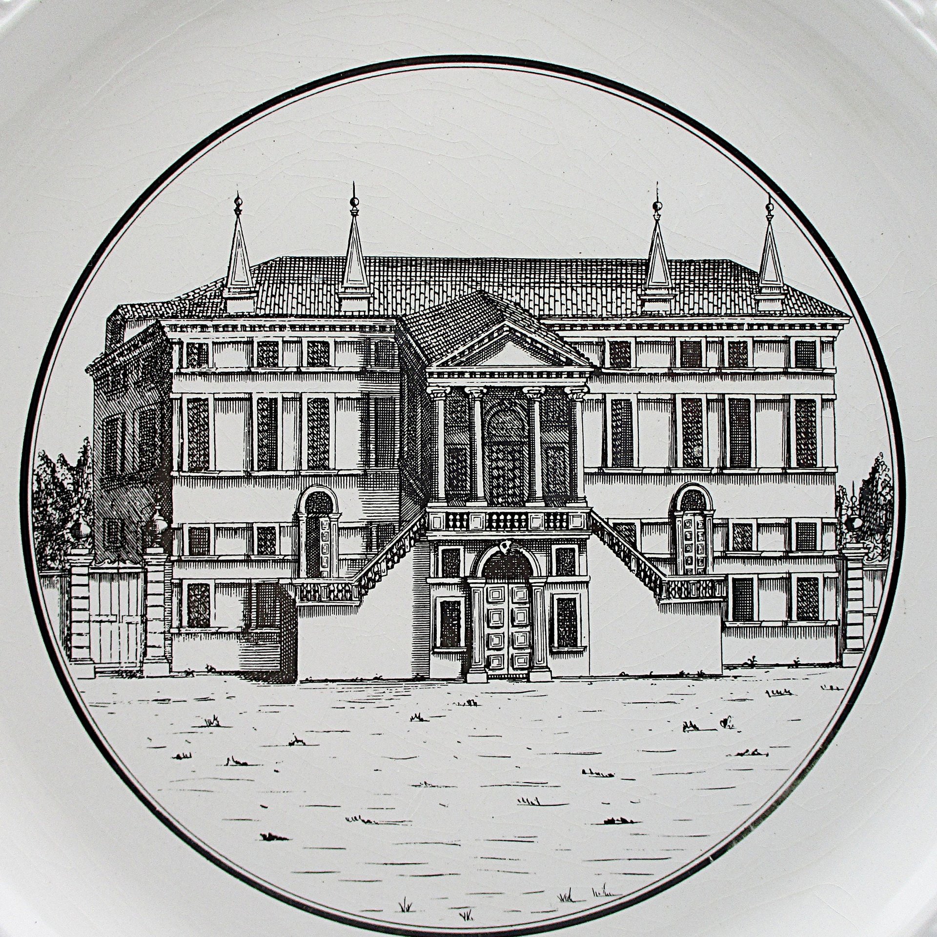 Mottahedeh Dinner Plate, Neoclassical Architectural Building, 10 Inch, Black on White, Made in Italy