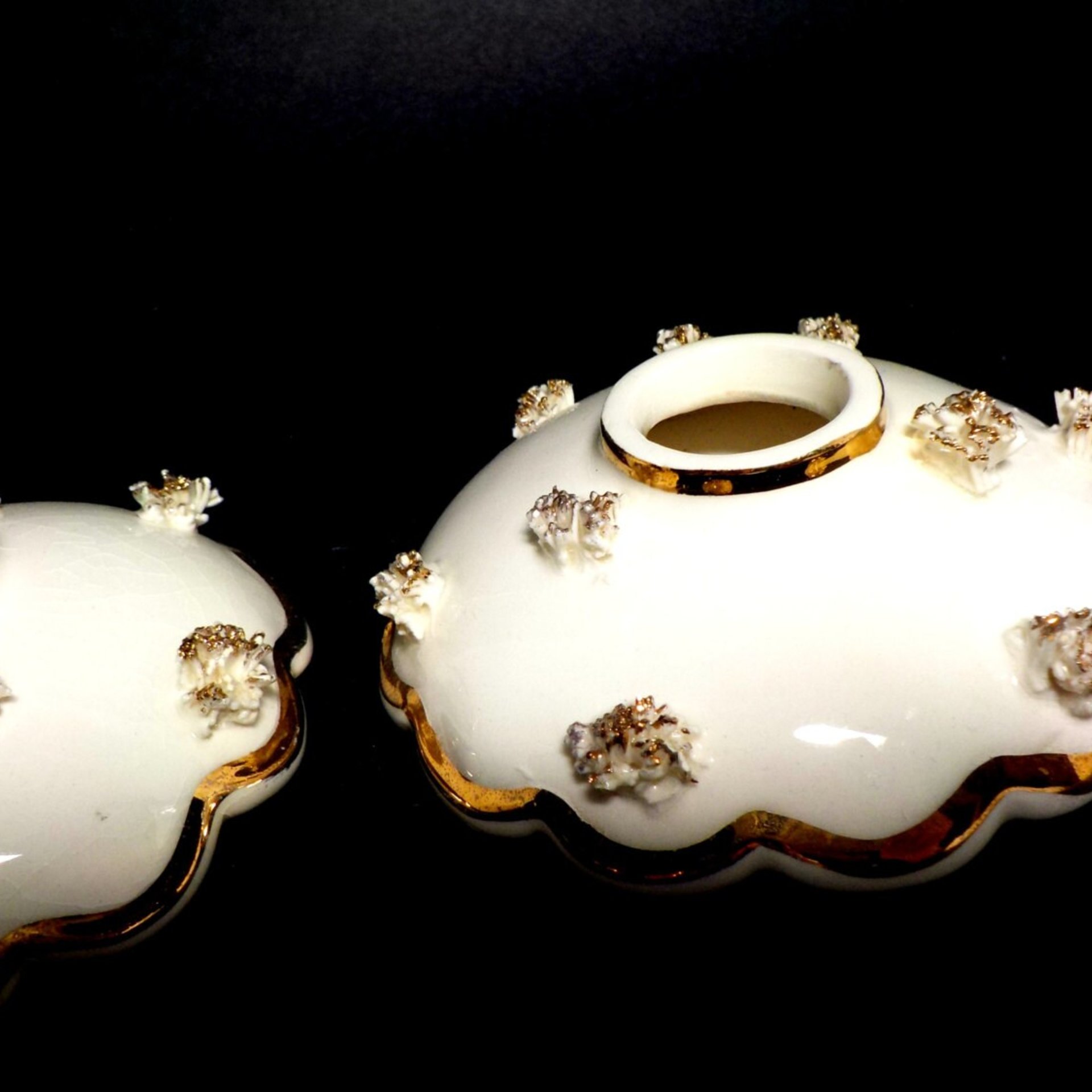 Candle Holders Mid Century, Holt Howard, Pair of Creamy White 22kt Gold Trim, Spaghetti Flower, Scalloped, Make Offer