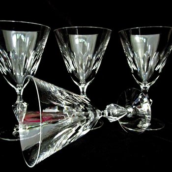 Tiffin Ashland Wine Glasses or Goblets, Tiffin Franciscan Ashland Pattern, Set of 4, 1960s, Excellent Condition, 2 Sets Avail, Vintage Gifts