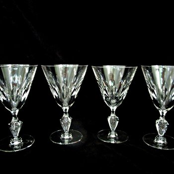 Tiffin Ashland Wine Glasses or Goblets, Tiffin Franciscan Ashland Pattern, Set of 4, 1960s, Excellent Condition, 2 Sets Avail, Vintage Gifts