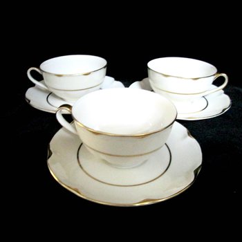 Haviland New York, Cups and Saucers, Set of 3, Theodore Haviland, Concorde Pattern, White with Gold Bands, Made in New York, America, 1930s