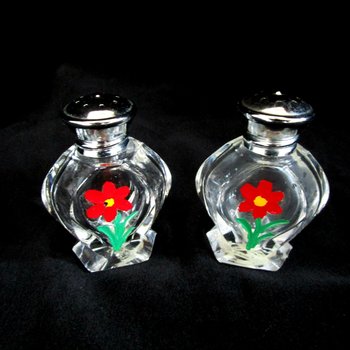 Irice Salt and Pepper Shakers, Red Flower, Hand Painted, Country or Farmhouse Kitchen Decor, Housewarming Gift