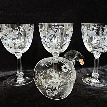 Fostoria Bouquet Water Goblets, Large Wine Glasses, Set of 4, Bridal Stemware, Floral Design, Wedding Gift, 2 Sets Available