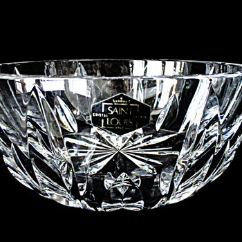 St Louis Crystal Bowl, France, Large 8.75 Diameter, Highly Reflective, Centerpiece, Original Sticker, Wedding Gift, Excellent Condition
