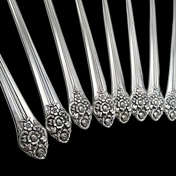 Rogers Plantation Iced Tea Spoons, Silver Plate, Set of 8, Replacement Flatware or Silverware, Table Ready