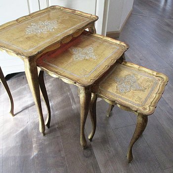 Italian Gold Florentine Nesting Tables, Set of 3, Gold Gilt and Silver Blue Gray, Wonderful Condition, Aged to Perfection, Made in Italy