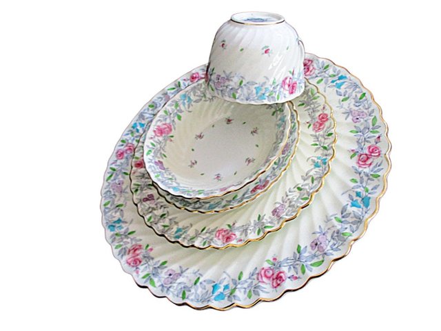 Minton Printemps 5pc, China Place Setting, Dinner Plate, Salad, Dessert Bowl, Cup, Saucer, Gold, Ruffled Edges, Replacement China, England